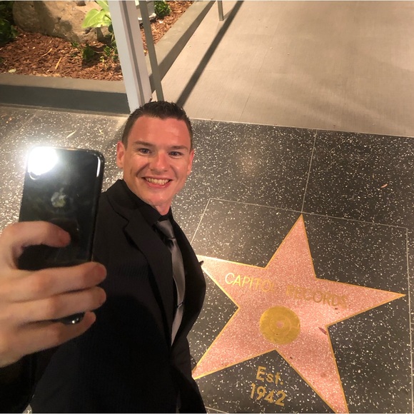 Meet the Posher, Gene - Picture 15 of 16